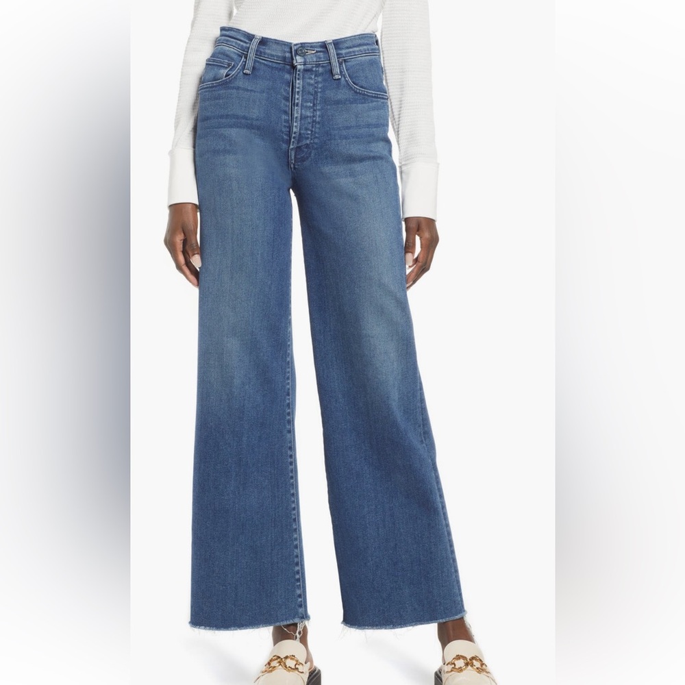 MOTHER The Tomcat Roller Raw Hem Wide Leg Jeans